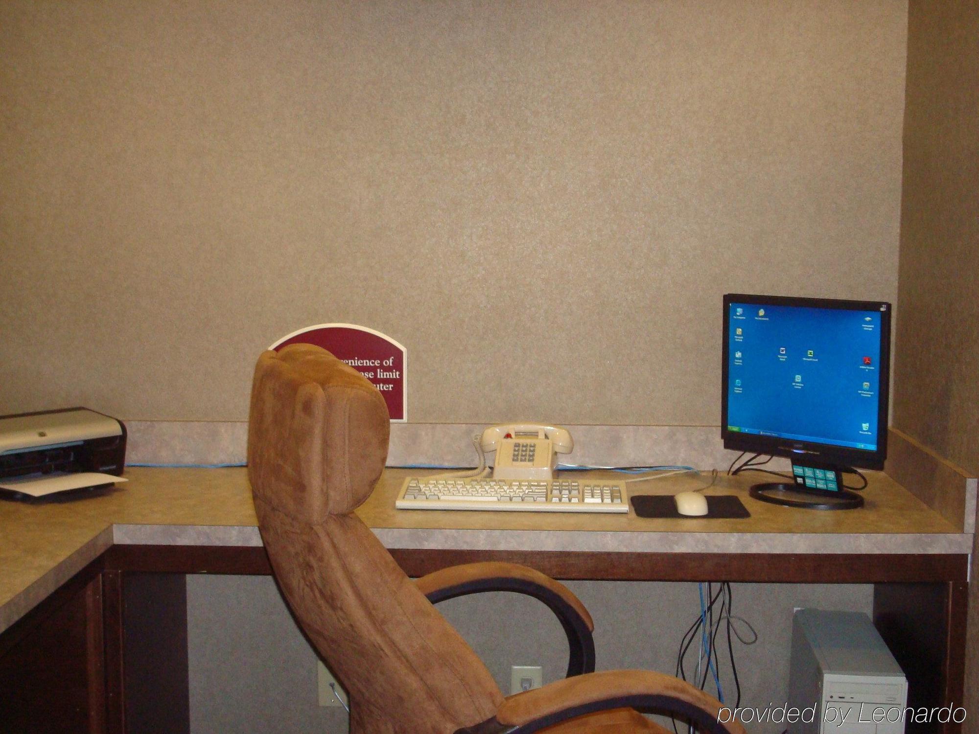 Holiday Inn Express Hotel & Suites Eagle Pass By Ihg Business bilde